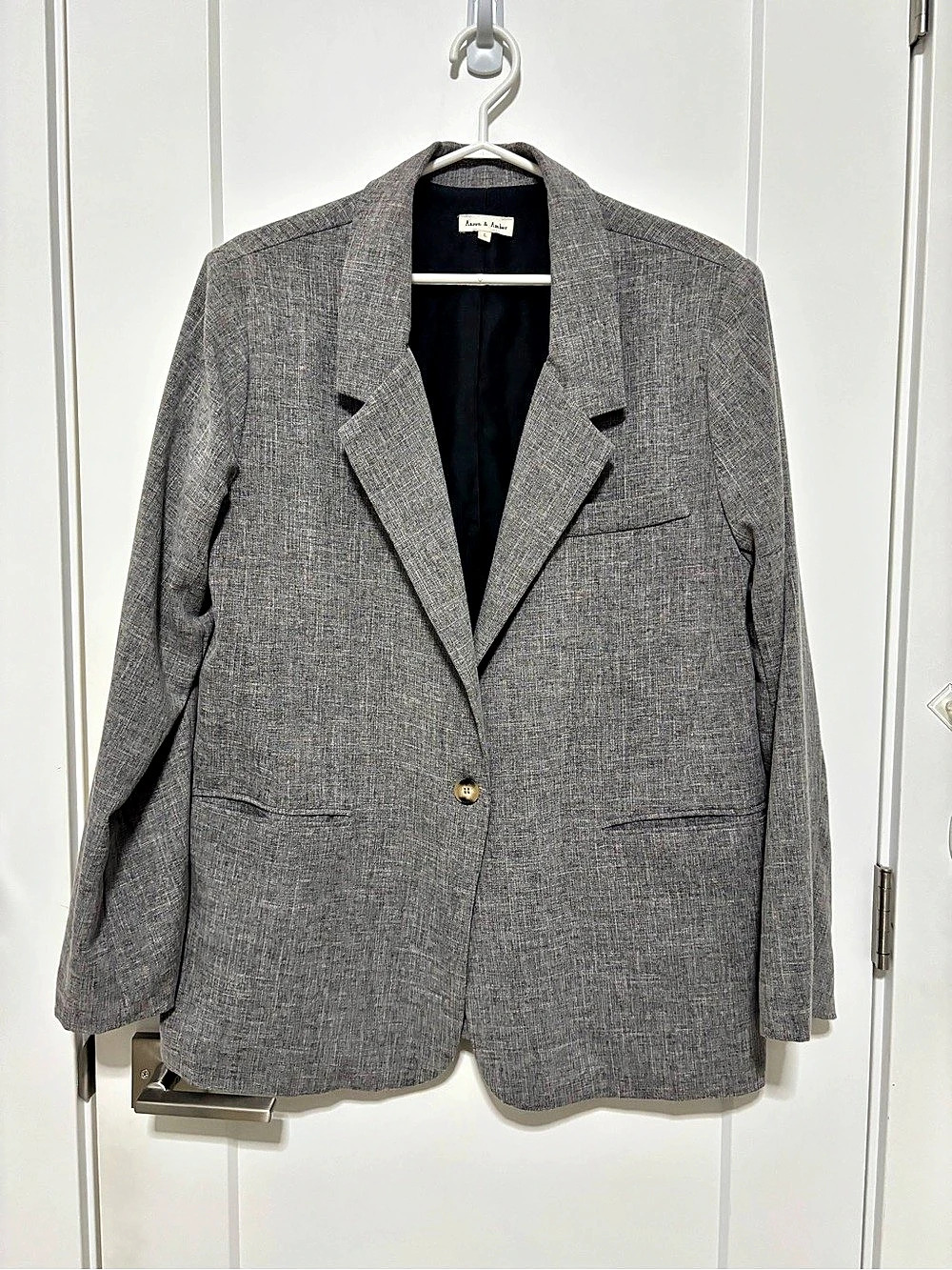 Aaron & Amber Womens Gray Blazer Size Large Like New